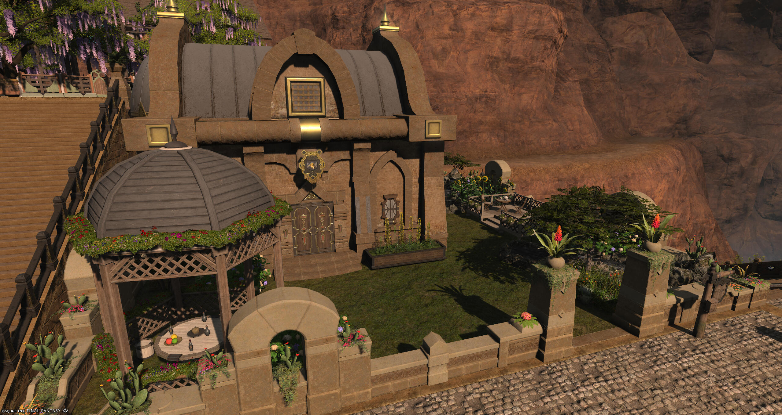 Ultros Goblet 2-54 Exterior Ultros Goblet 2-54 Exterior